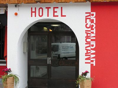 C+M+B Hotel Аксамс Экстерьер фото